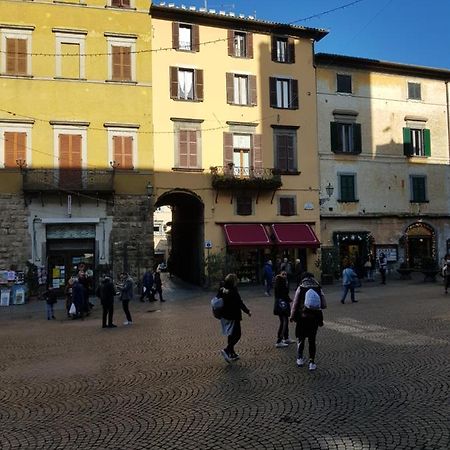 ...All'Archetto Di Sant'Andrea......Pieno Centro Apartman Orvieto Kültér fotó